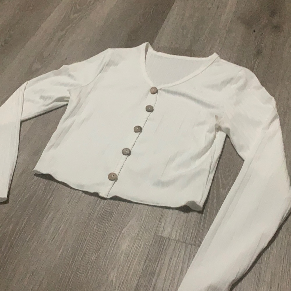 Long sleeve white blouse